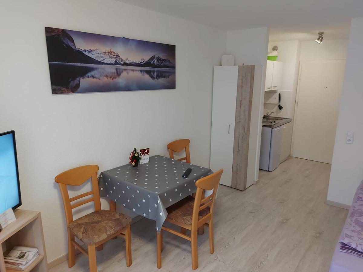 Apartment Homburg Uni-Naehe Exterior photo